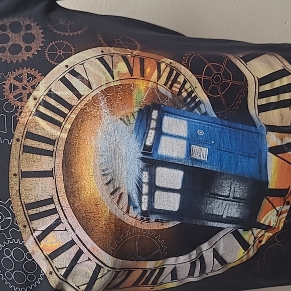 Doctor Who t-shirt by Ripple Junction. Men's size M. - Picture 2 of 5